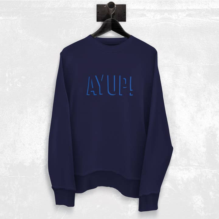Ayep ! Sweatshirt bleu marine Drop Shadow pour la vente par Dukki Gifts