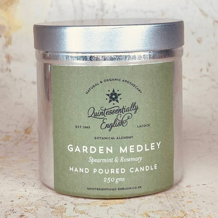 3. Vela en Lata Mezcla de Jardín para venta al por mayor de Quintessentially English