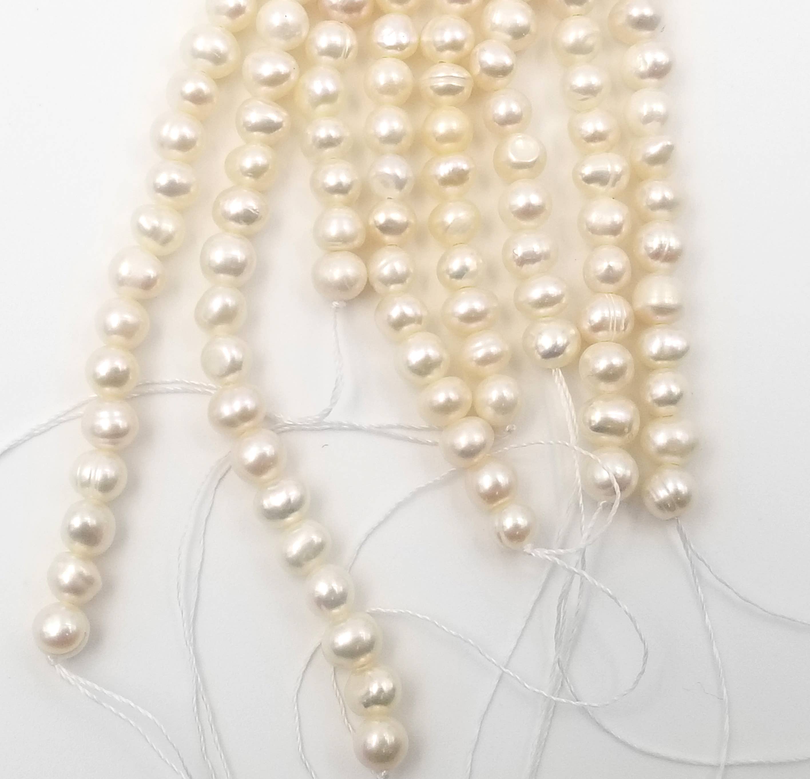 Beads Creation - Vente Perle - Perles de culture d'eau douce blanches en forme de pépite, centrées PRP3667