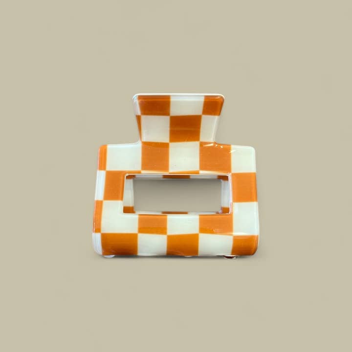 Large crocodile clip - Camel/ivory checkerboard for wholesale by agathe & cocö