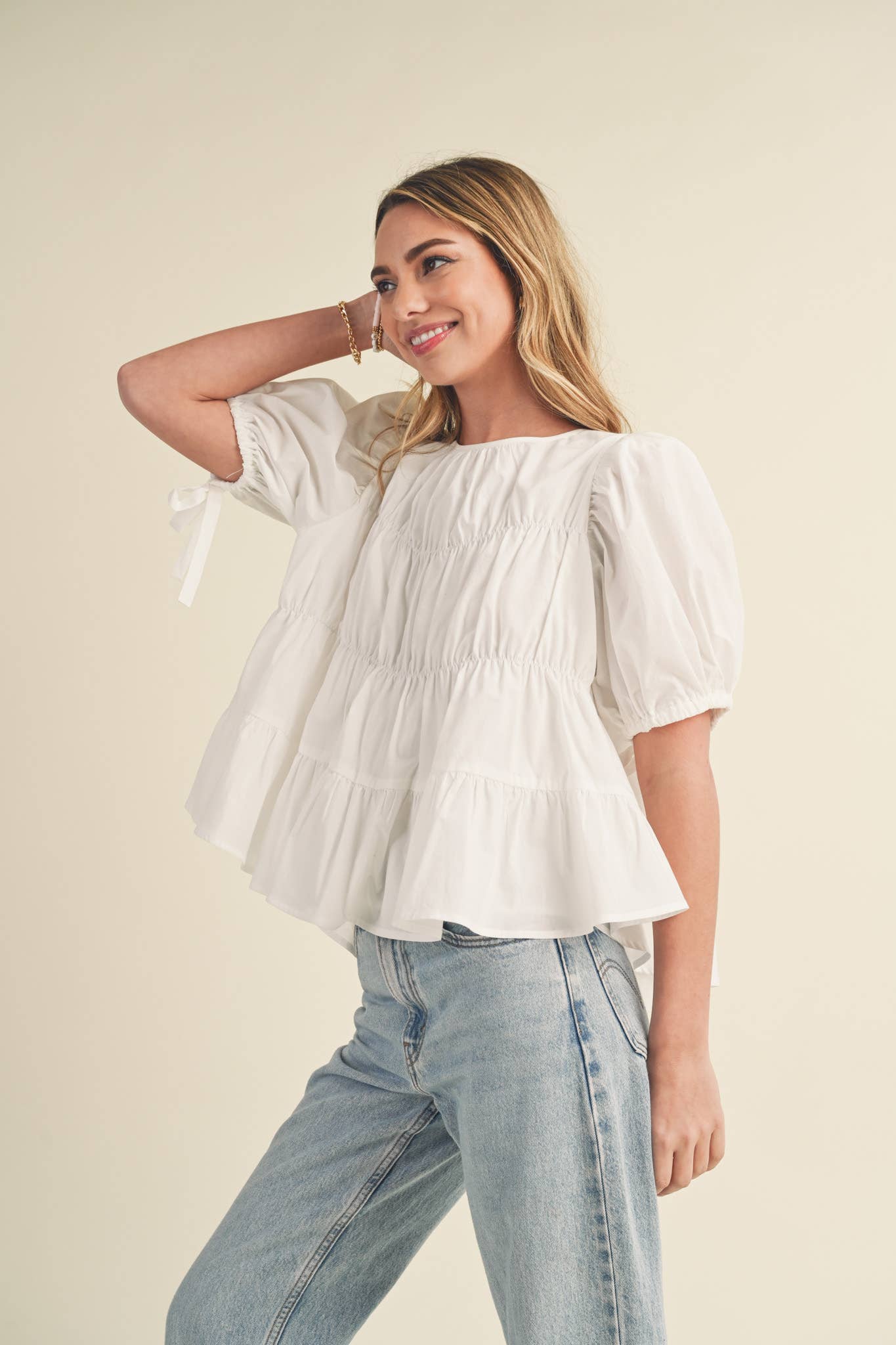 &MERCI - Wholesale Blouse - Women's - TIERED SHIRRING PUFF SLEEVE TOP MTP308149