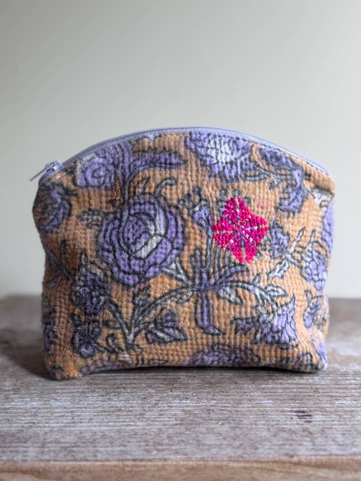 La Borsa da Viaggio con Cerniera per il Trucco Retreat per la vendita all'ingrosso da parte di Belle's Nest