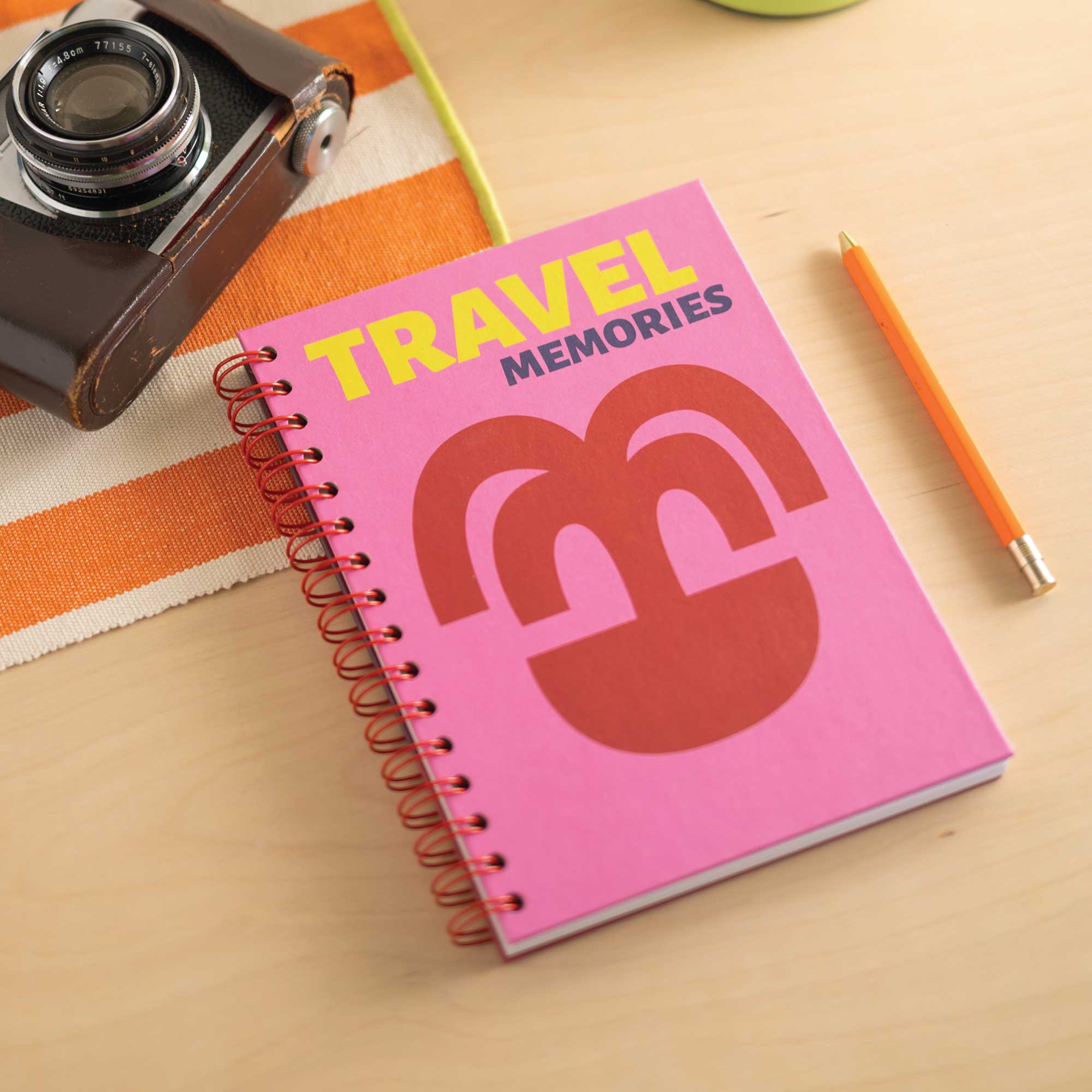 Good Tuesday (Once Upon a Tuesday) - Vendita all'ingrosso Diari/agende - Diario di viaggio A5 Bold Escapes | Copertina rigida4