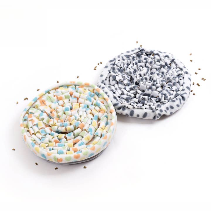 Cheerhunting - Wholesale Pet Food Mat - Dog - Snuffy - Interactive Snuffle Mat for Cats and Small Dogs1