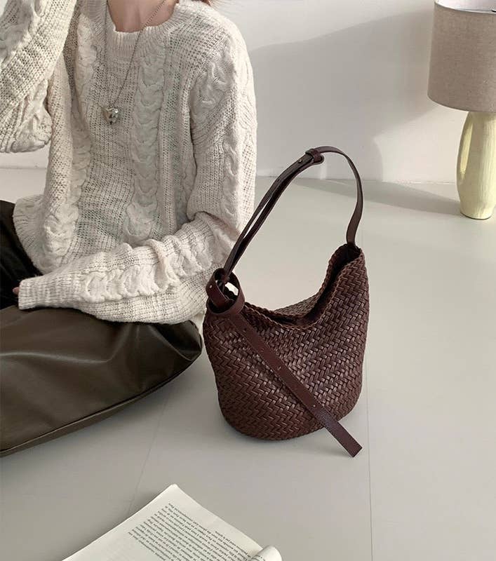 Sook Stainable - Vendita all'ingrosso Tracolla - Donna - Borsa a tracolla intrecciata a secchiello in pelle1