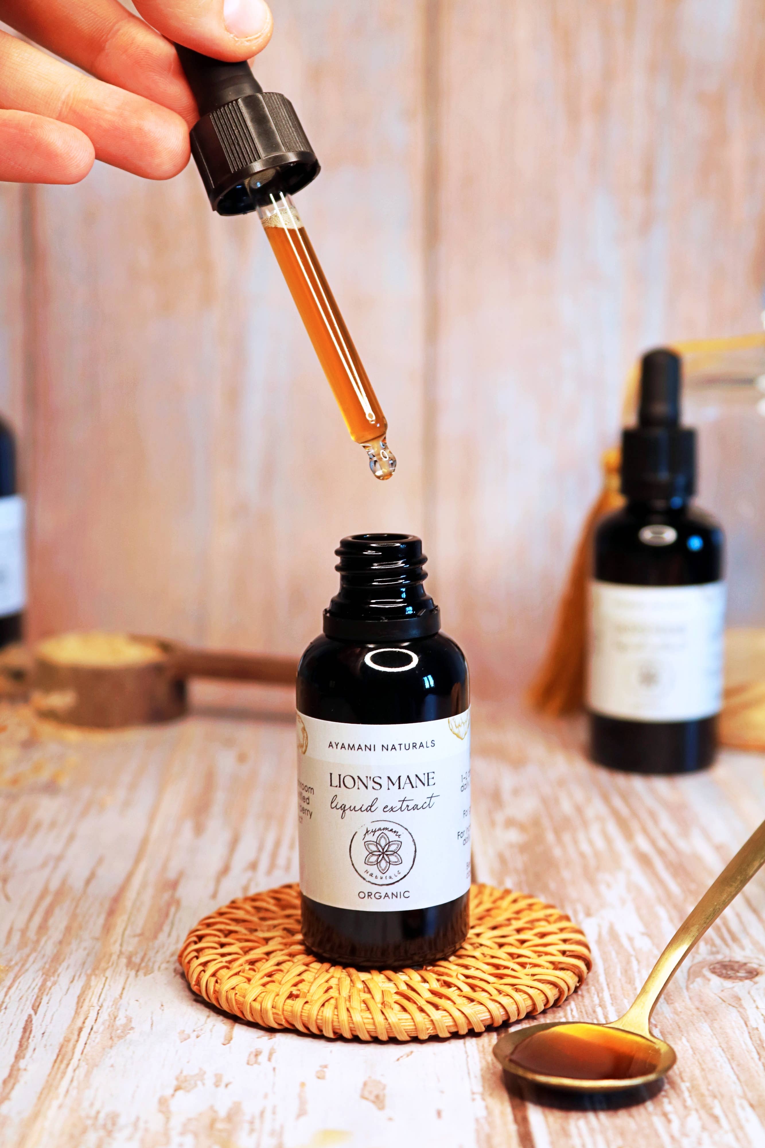 Ayamani Naturals – wholesale Tincture – Lion's Mane 15:1 Liquid Extract Alcohol Free | ORGANIC2