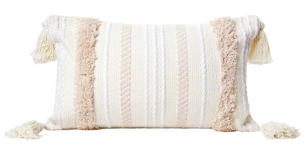 Fennco Styles - Vente Coussin décoratif - Coussin décoratif tufté à la main en forme de pompon2