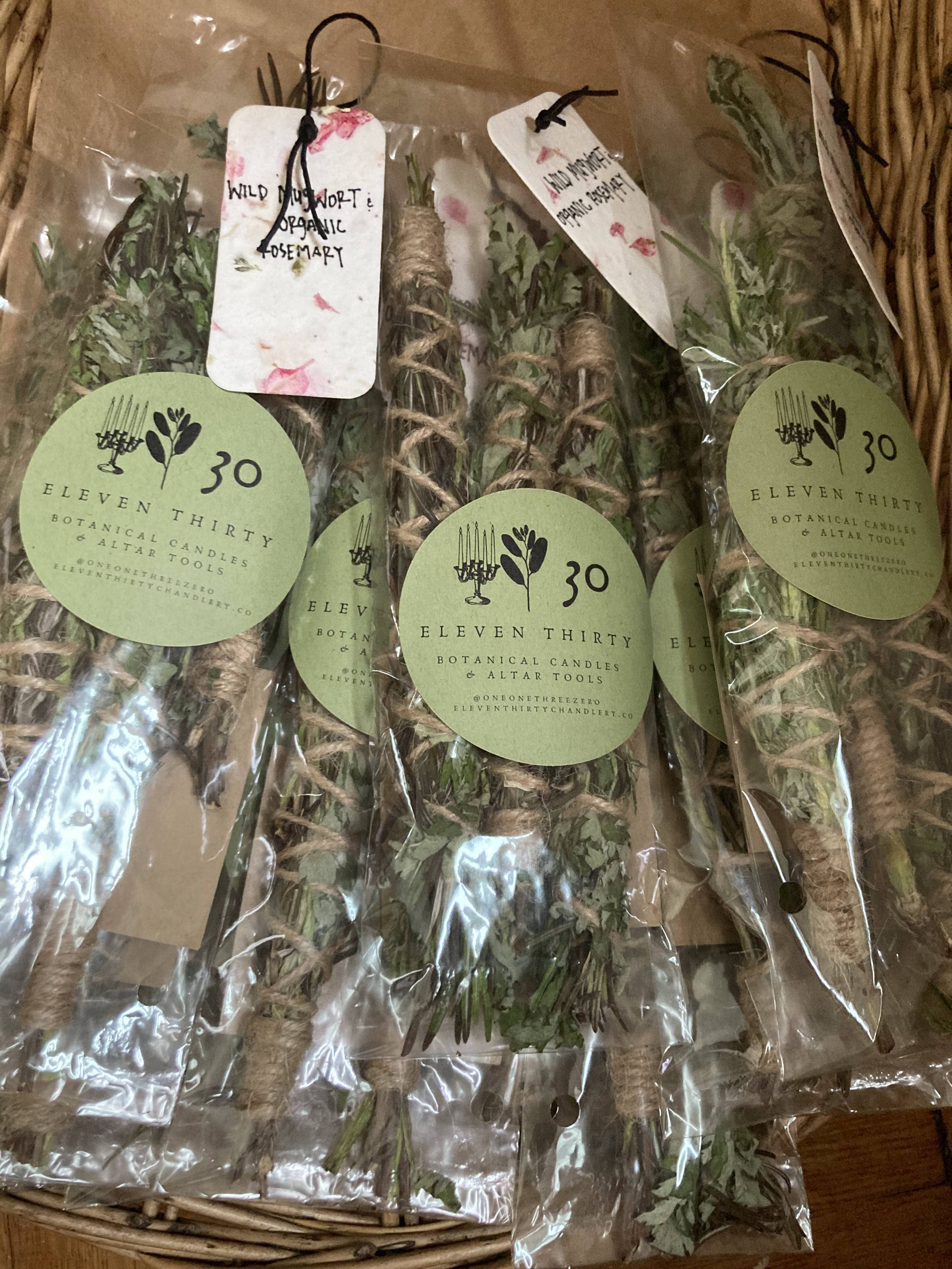 1130 CHANDLERY - Wholesale Wierrookstick - Wilde bijvoet en biologische rozemarijn smudge stick3