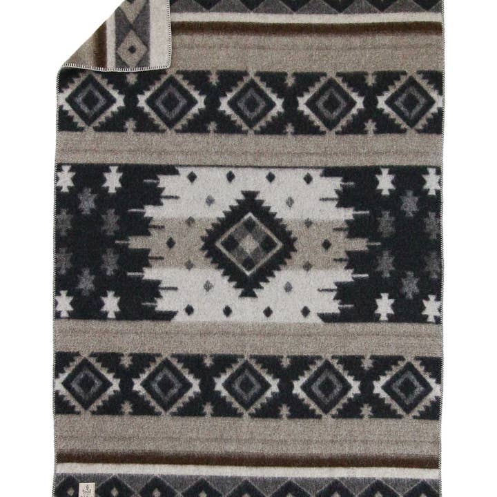 MoST – wholesale Bedding blanket – Wool bed blanket TRIBE - single - beige1