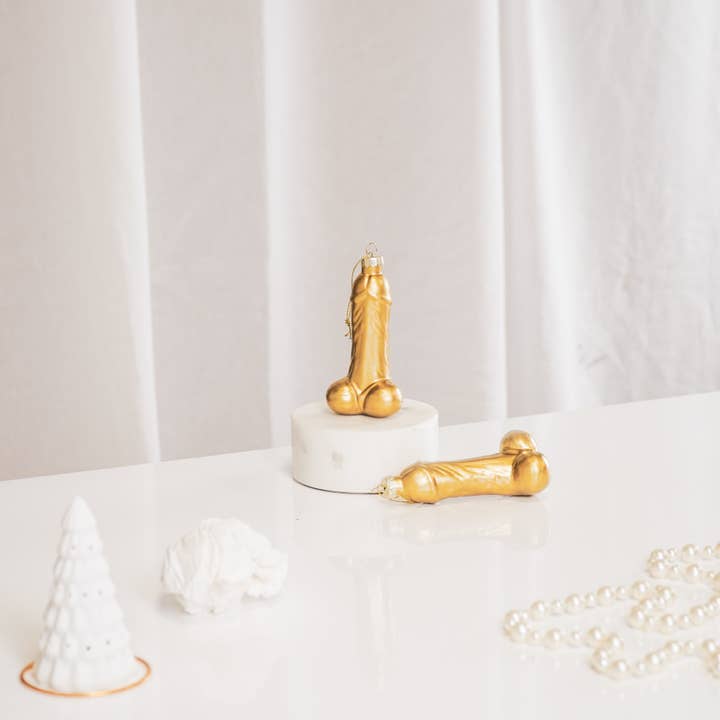 Housevitamin bv - Wholesale Ornament - HV Golden Penis Xmas Hanger- Glass-3,5x6x10,5 cm