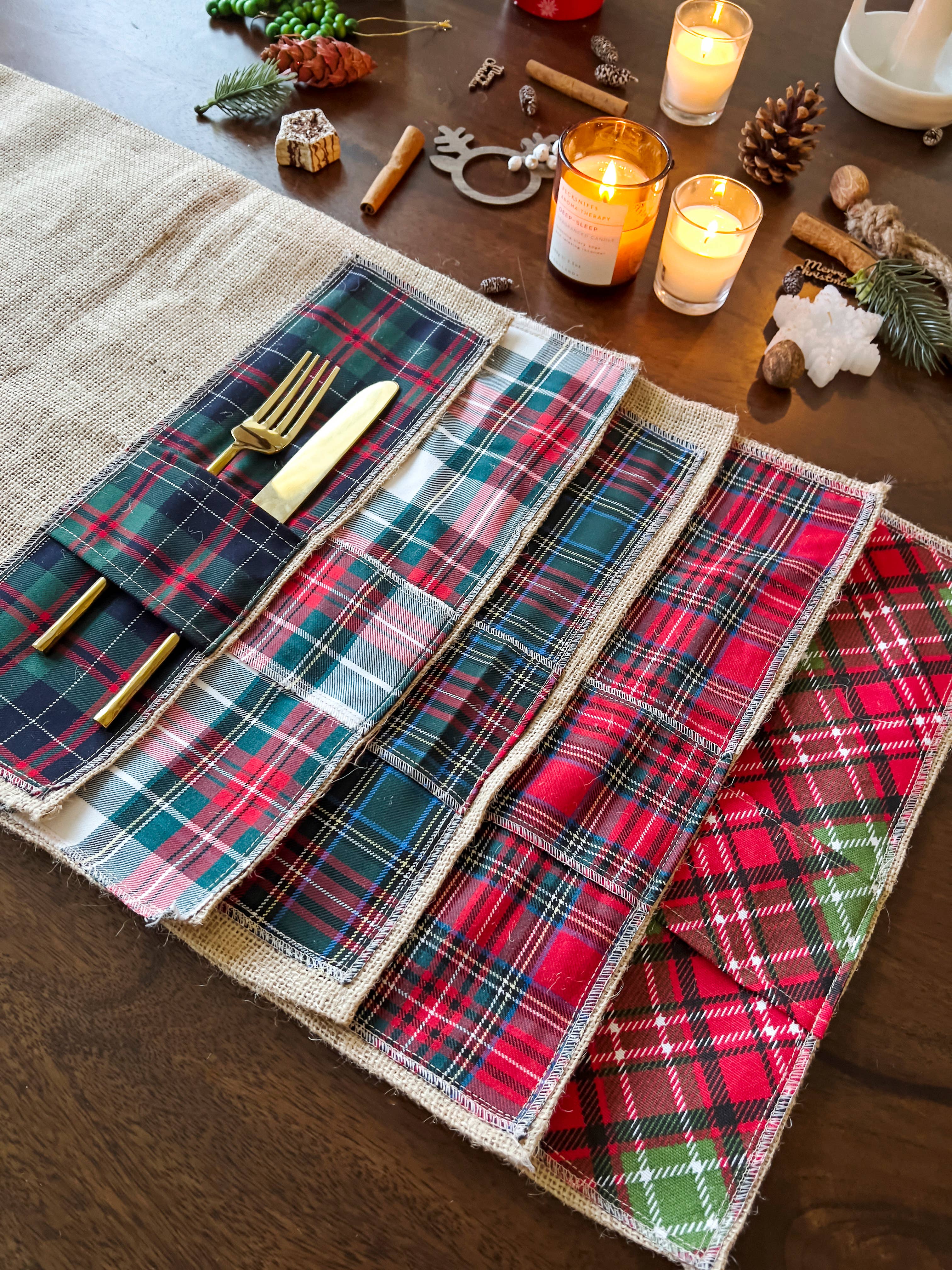 Uniq Favors - Vendita all'ingrosso Tovagliette - Set di 4 tovagliette natalizie in tessuto8