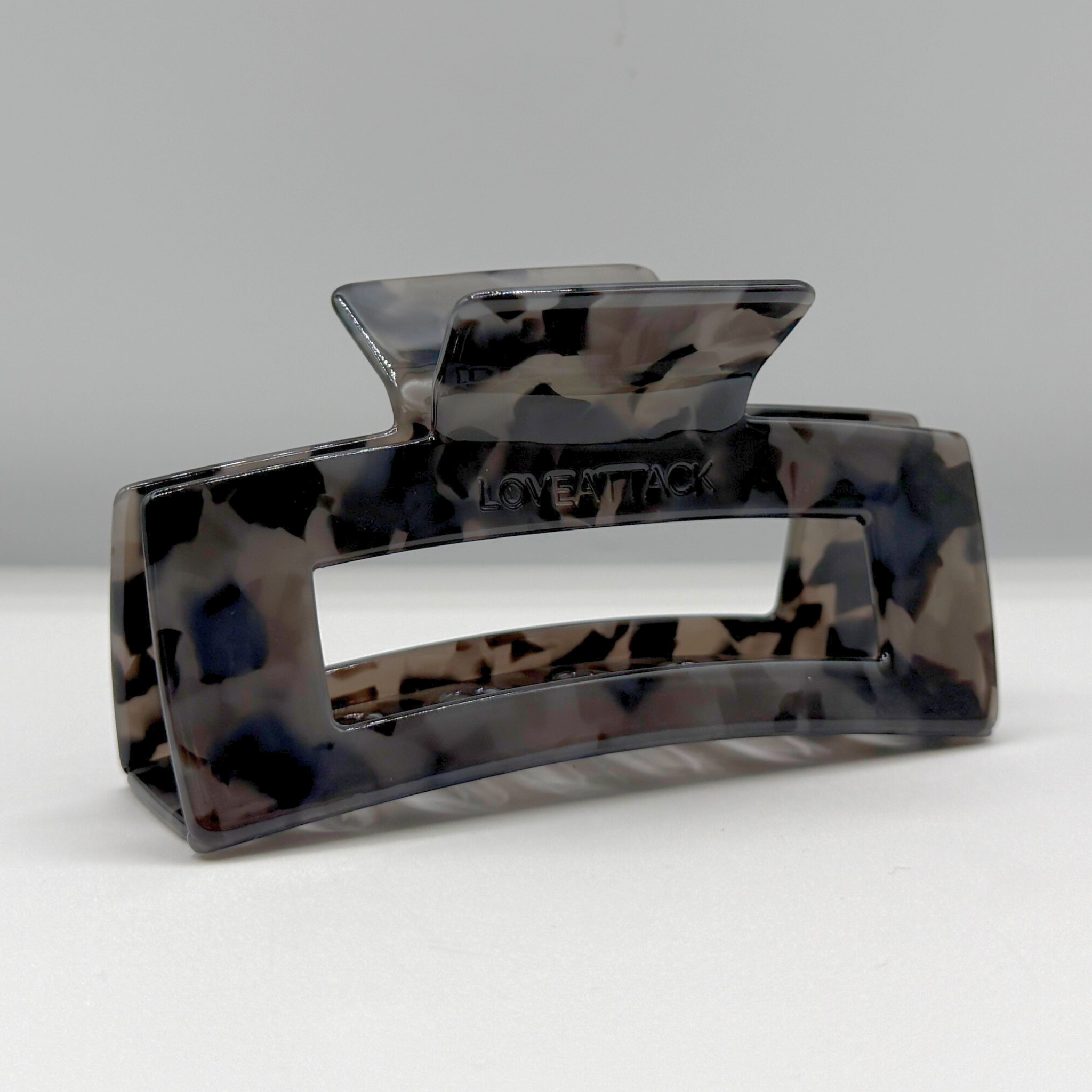 Love Attack - Wholesale Hair Clip - Women's - Aven Cellulose Acetate Hair Claw Clips18