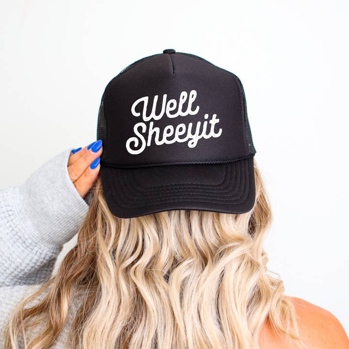 Nou Sheeyit, Sassy, Grappig, Zwarte Snapback Trucker Pet voor wholesale door Refinery Number One LLC