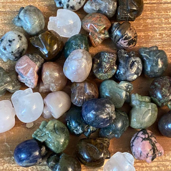 Moon River Designs - Wholesale Spiritual Stone/Crystal - Mini Crystal Skulls Bulk Set Mystery Mini Skulls