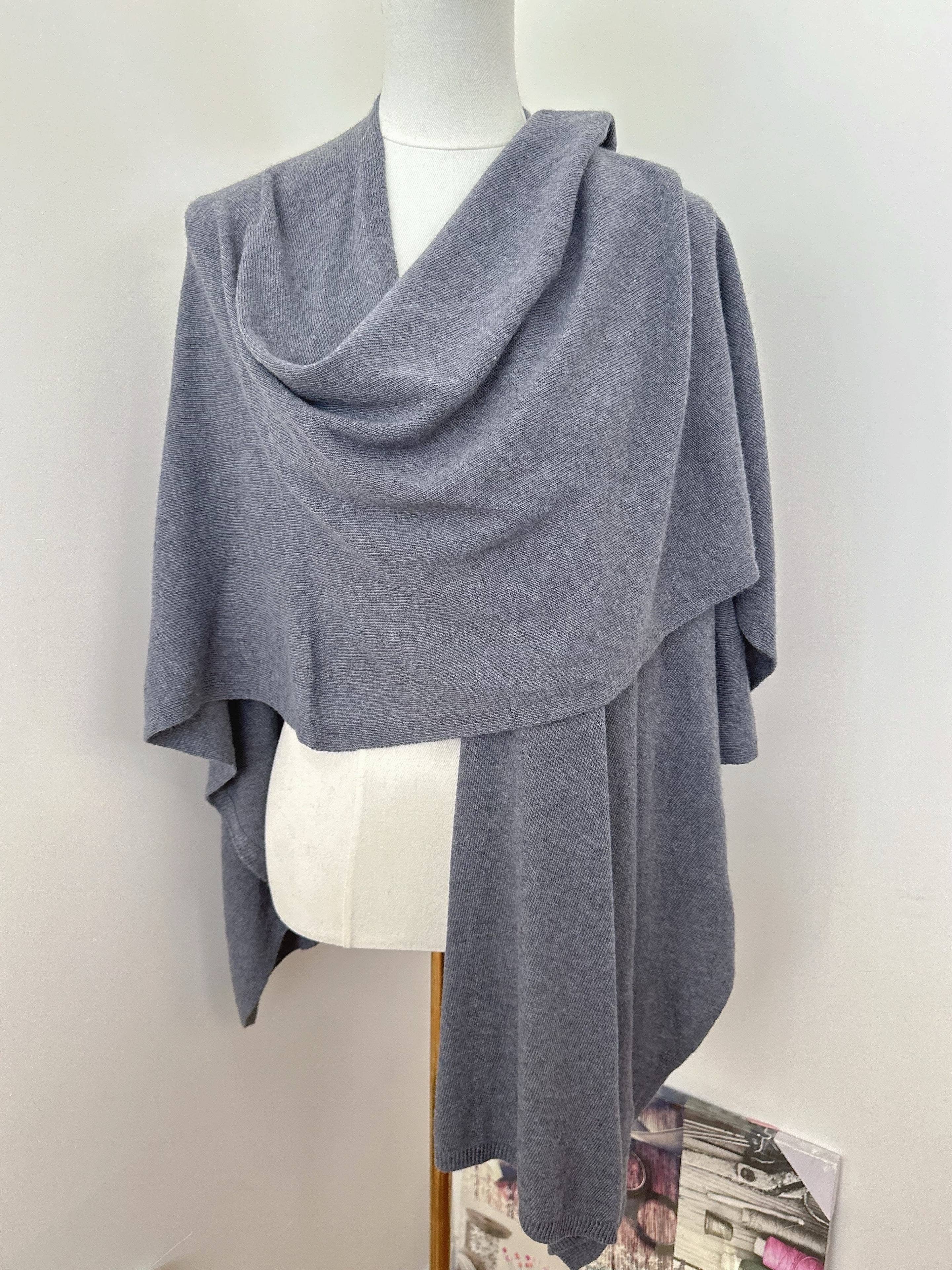 Orice - Wholesale Poncho - Women's - Knit poncho cape O/S fall/christmas - Orice8