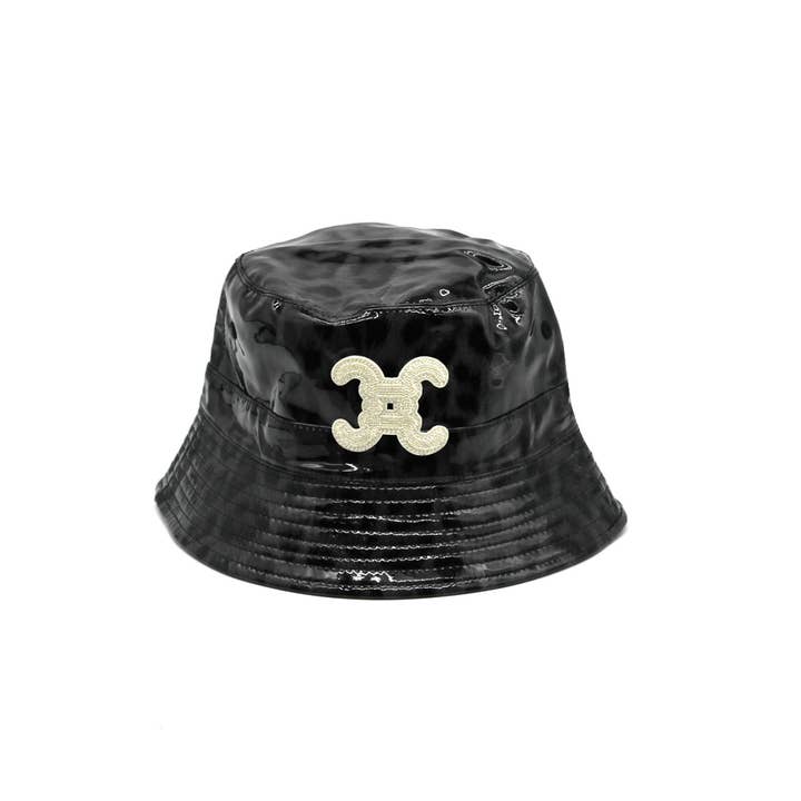 Vimoda - Wholesale Bucket Hat - Women's - Reversible patent Leopard bucket hat with CC logo1