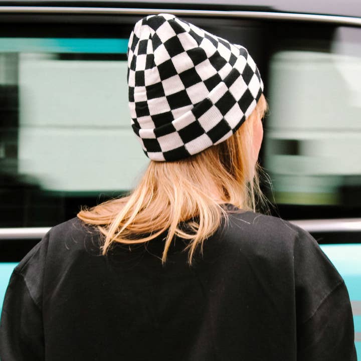 Bonnet en damier pour la vente par Broken Society