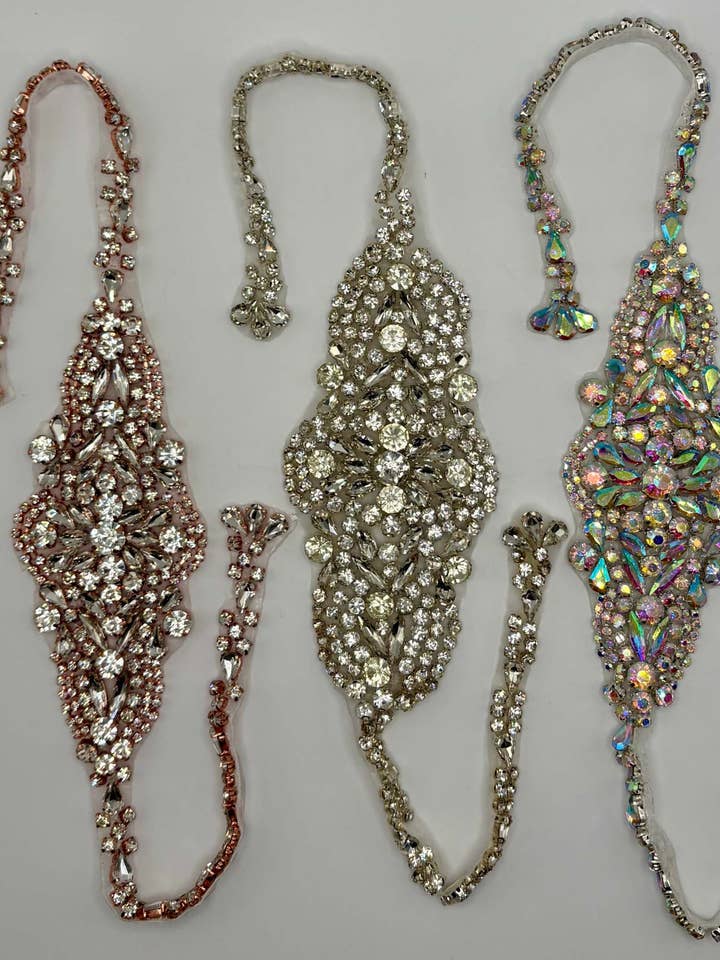 Cintura da sposa con strass "Semplicemente Stupenda" per la vendita all'ingrosso da parte di Appliques with Glitz