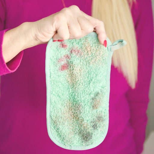 By Jillee Shop - Wholesale Makeup Remover - Fresh Face Microfiber Makeup Remover Cloths · Complete Kit