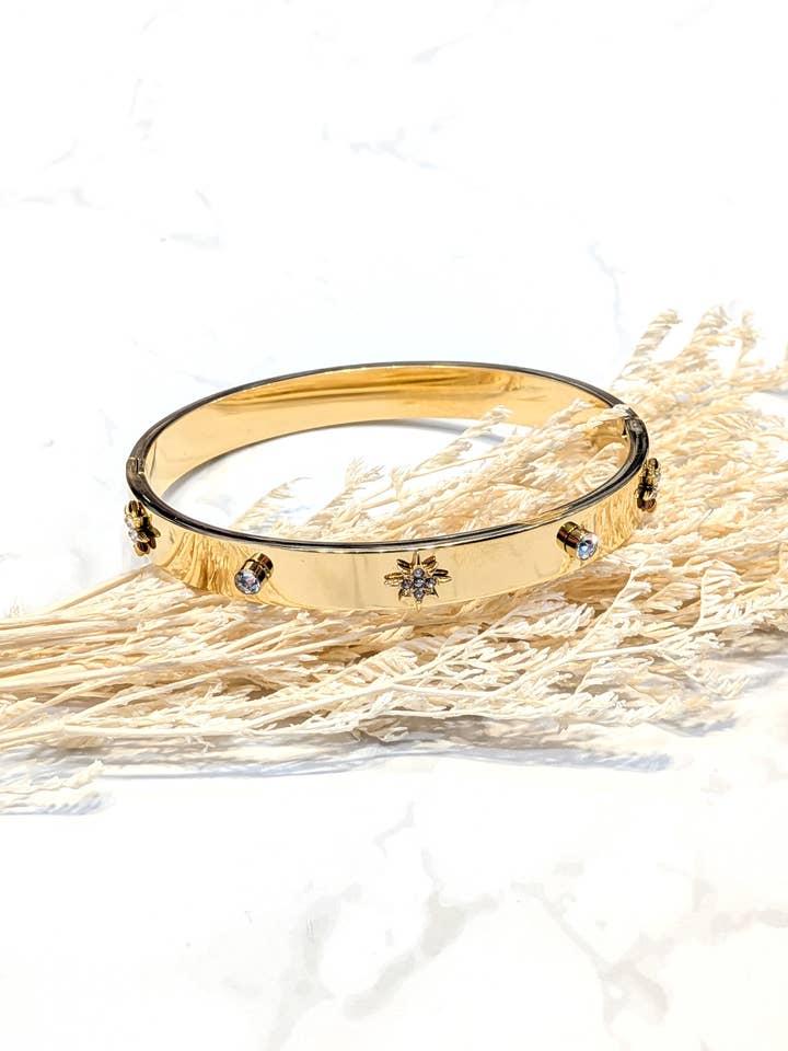Rigid bangle with rhinestones and Dakota star in stainless steel for wholesale by LOLO & YAYA