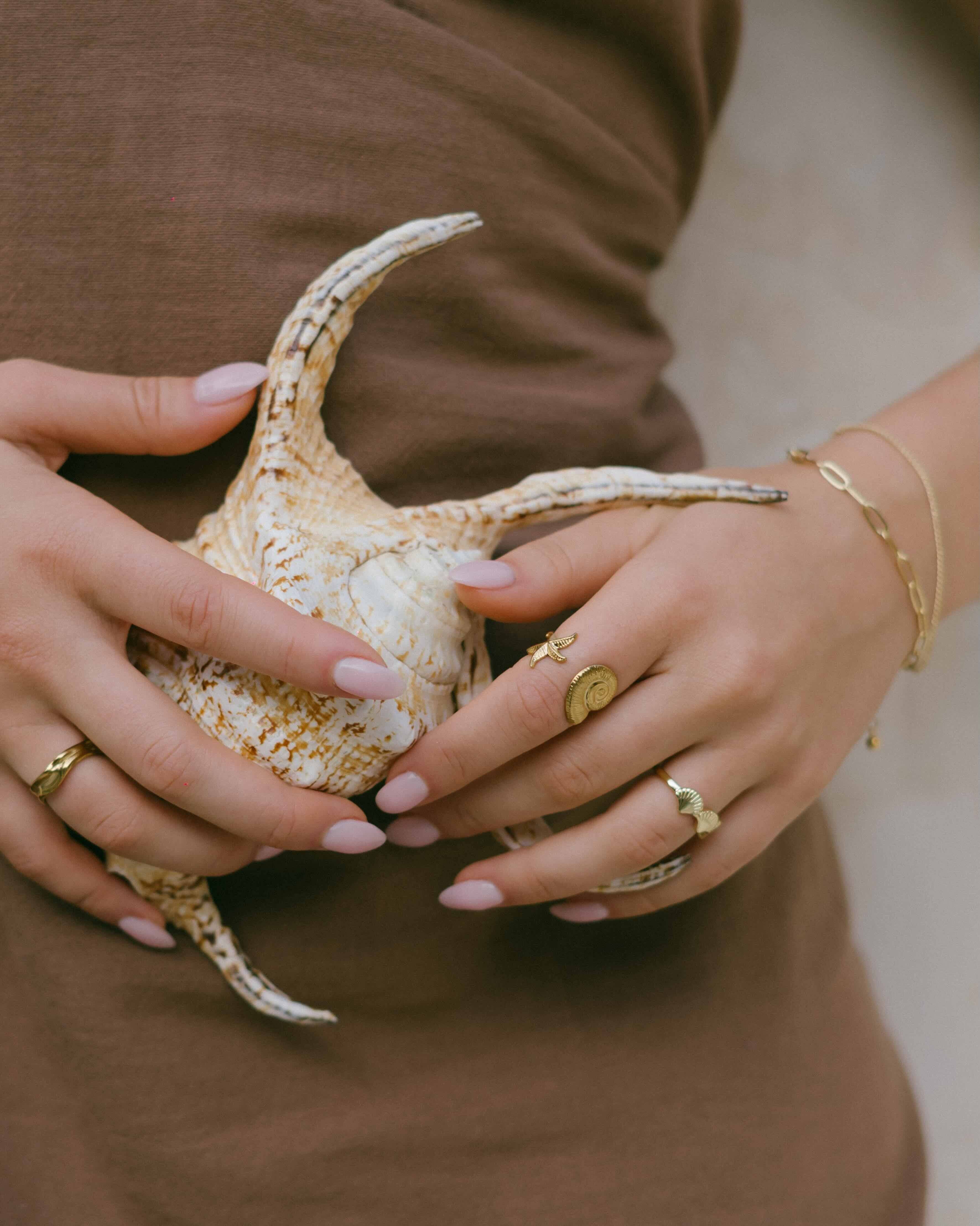 Malia The Label - Wholesale Link & Chain Bracelet - Delta Bracelet4