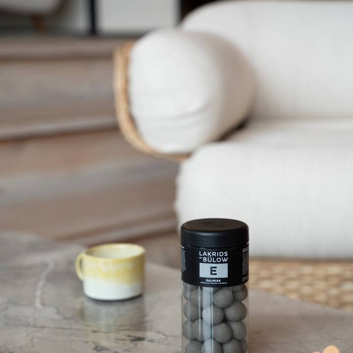 Lakrids by Bülow - Wholesale Chocolate Covered Sweets - E - SALMIAK (Salty) White Chocolate Coated Licorice5