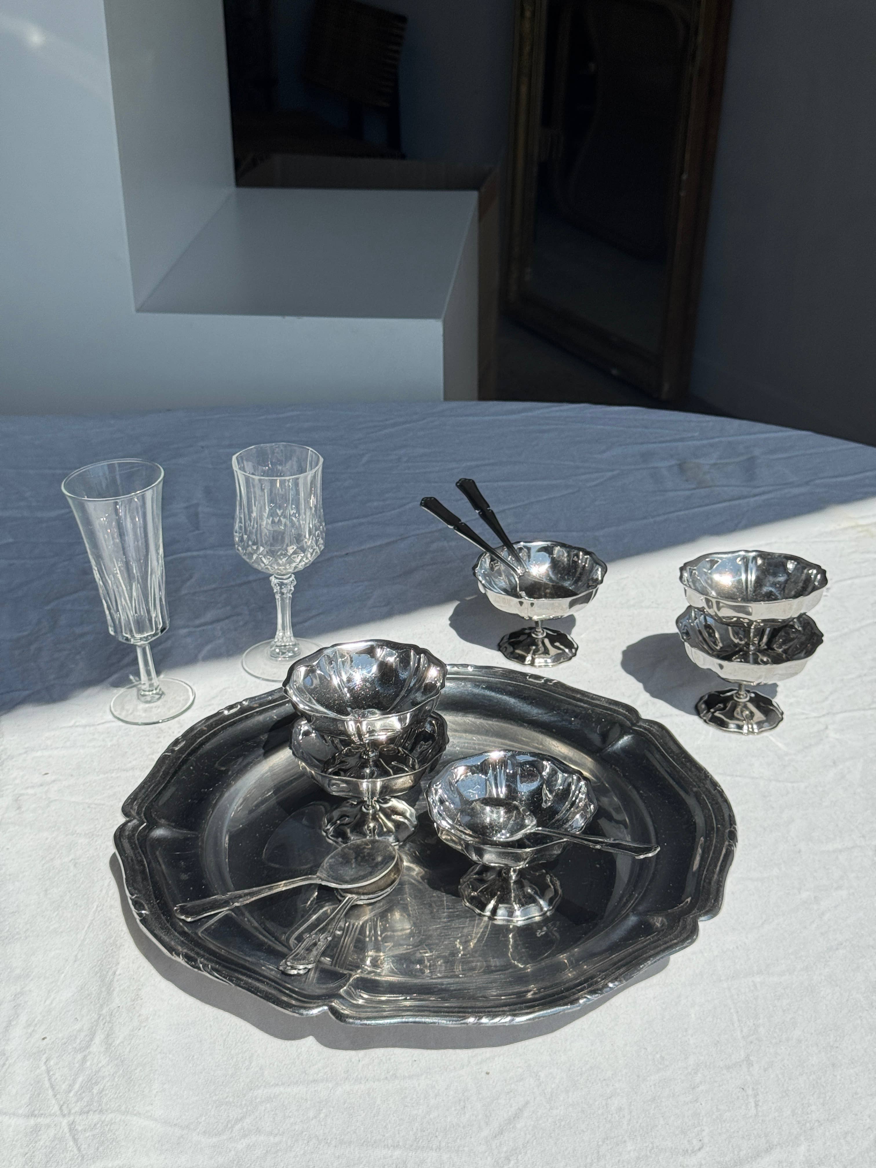 Office Objets - Wholesale Ice Cream Scoop - Vintage box containing 6 bistro ice cream cups12