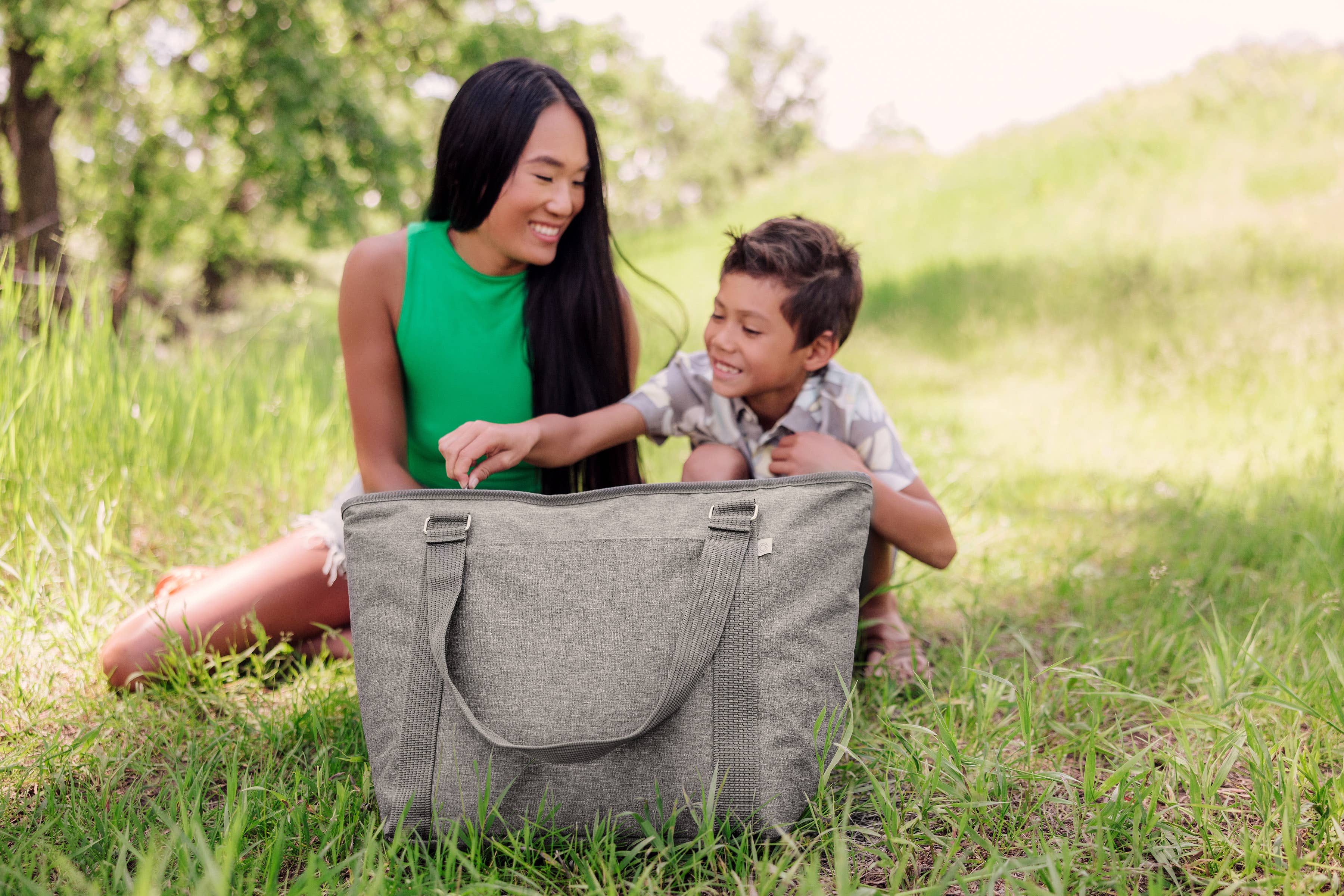 Picnic Time Family of Brands - Wholesale Cooler/Cooler Bag - Topanga Insulated Cooler Tote Bag7