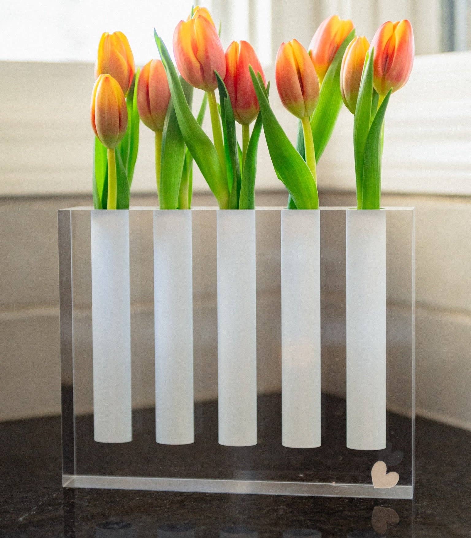 margo.rebecca - Wholesale Vase - large white acrylic vase1