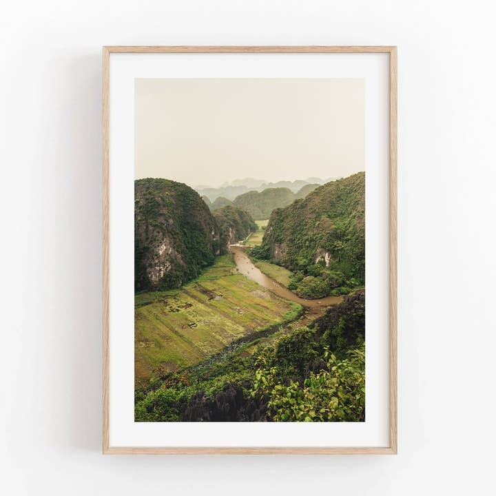 Vallée de la Rivière | Art mural photographique pour la vente par Annie Ambience