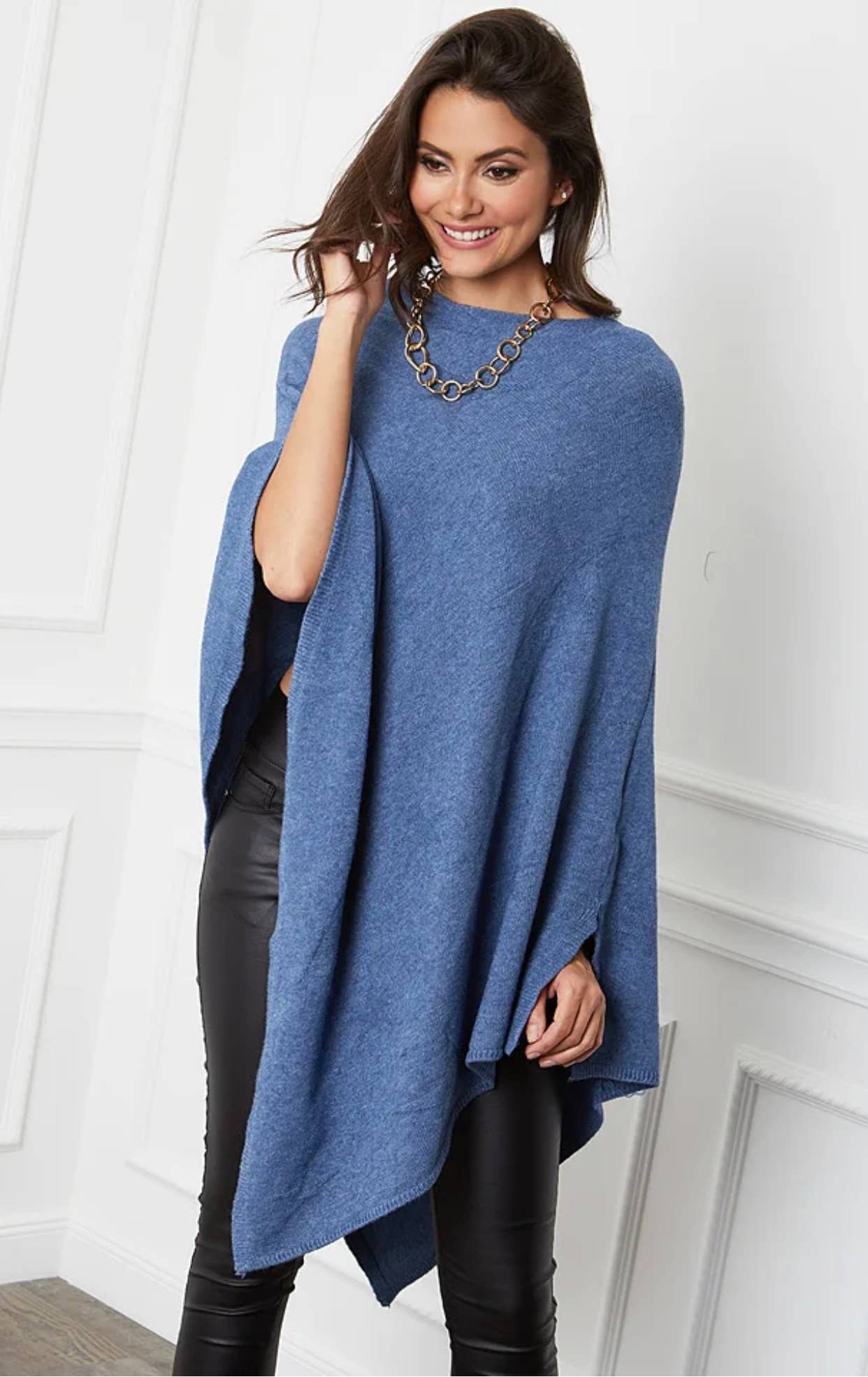 LÉA & LUC - Wholesale Poncho - Women's - Ponchos REF.007614