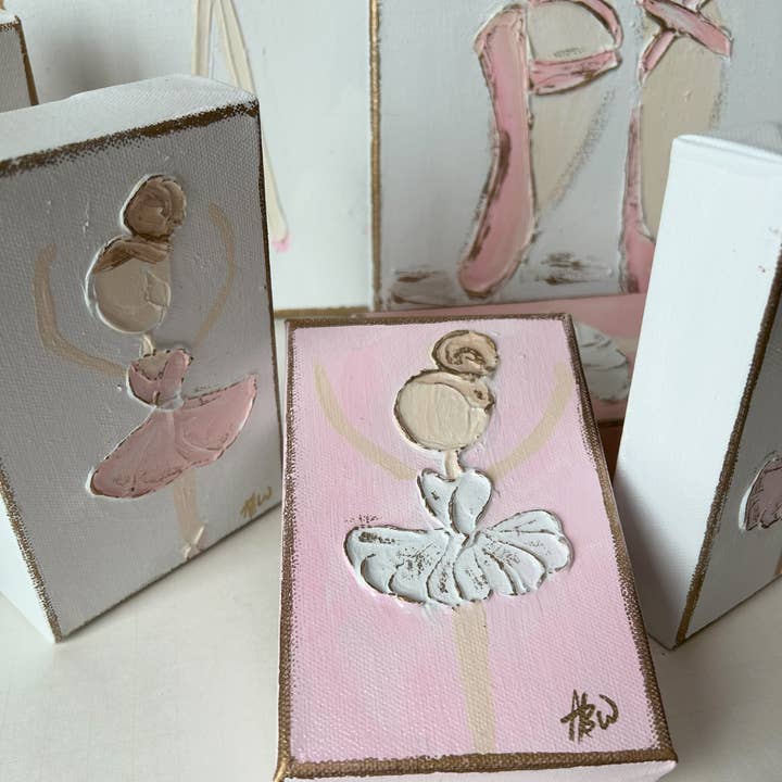 Coddiwomple - Wholesale Painting/Drawing - Ballerina canvas hand painted textured recital dance ballet