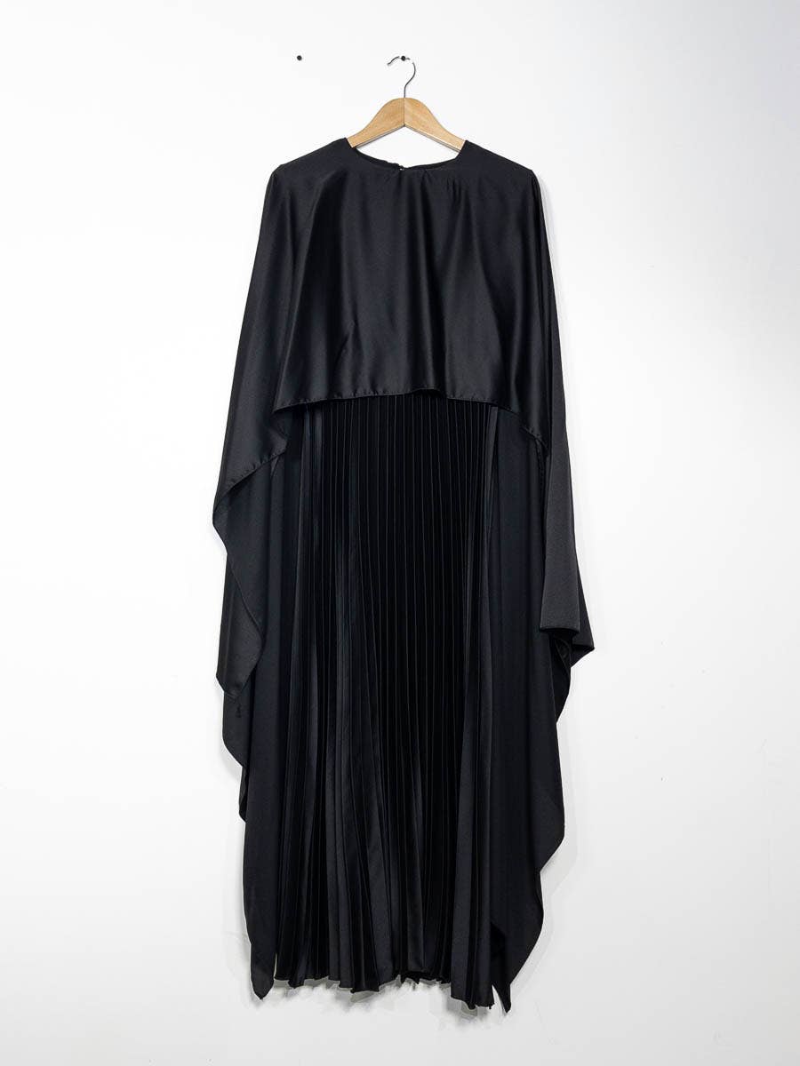 IDEAL OUTFIT - Vente Robe – femme - Abaya fluide plissée avec cape intégrée en satin ref:Y10211