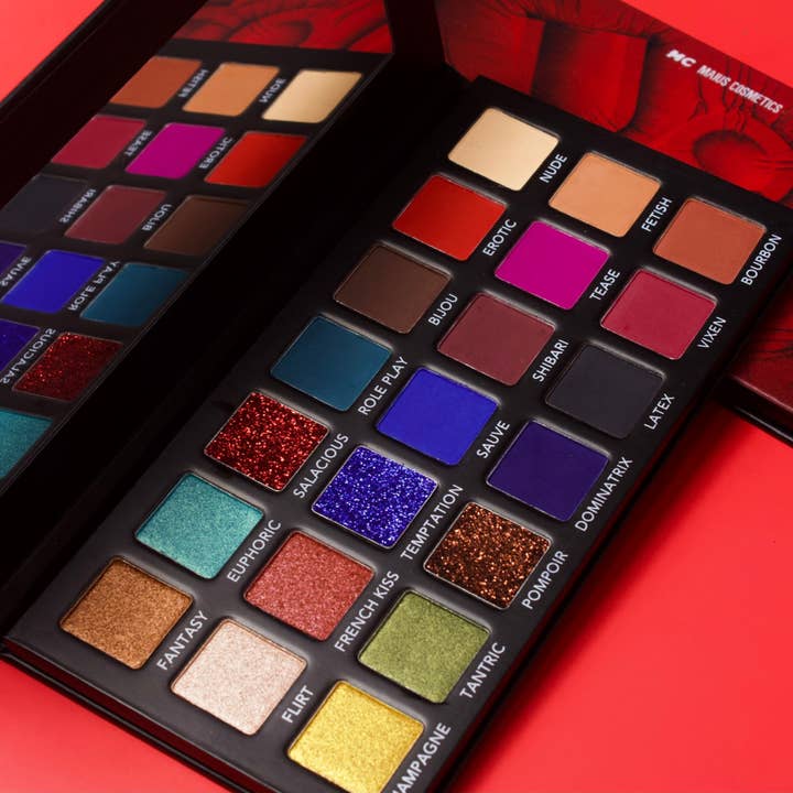MAIUS COSMETICS - Wholesale Eyeshadow Palette - LUST EYESHADOW PALETTE
