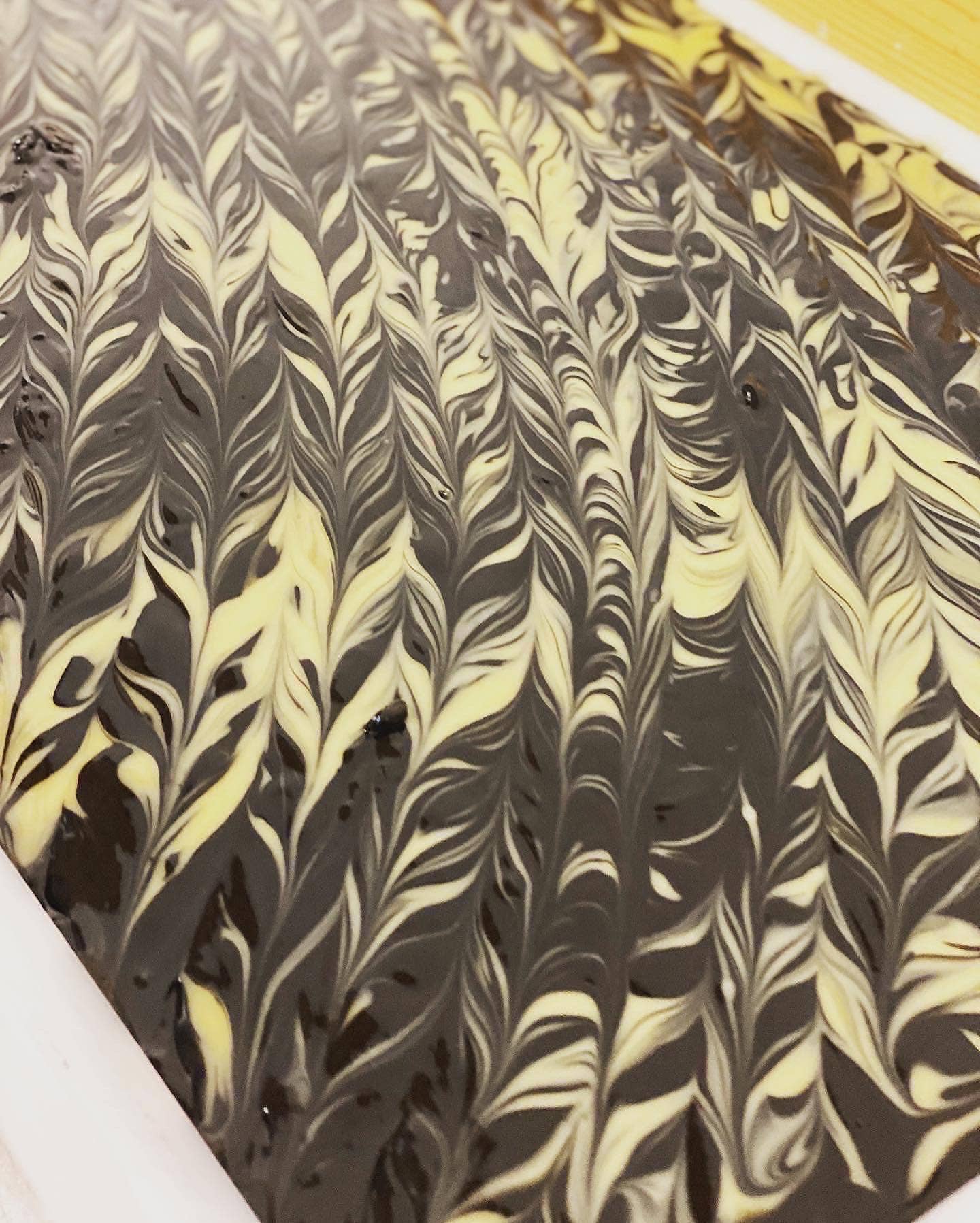 Bulles De Camargue – Engroshandel Sæbestykke – Ekstra fedtet håndlavet sæbe med naturligt vegetabilsk trækul4