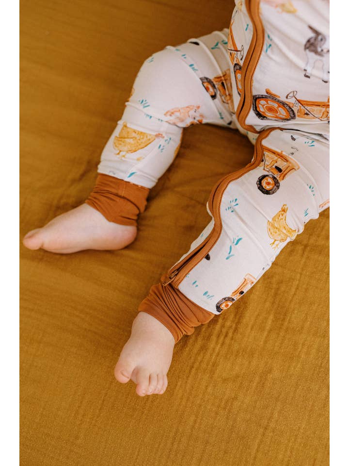 Tiny toes Baby Co - Wholesale Jumpsuit - Baby - Farm Animal Bamboo Zipper Romper