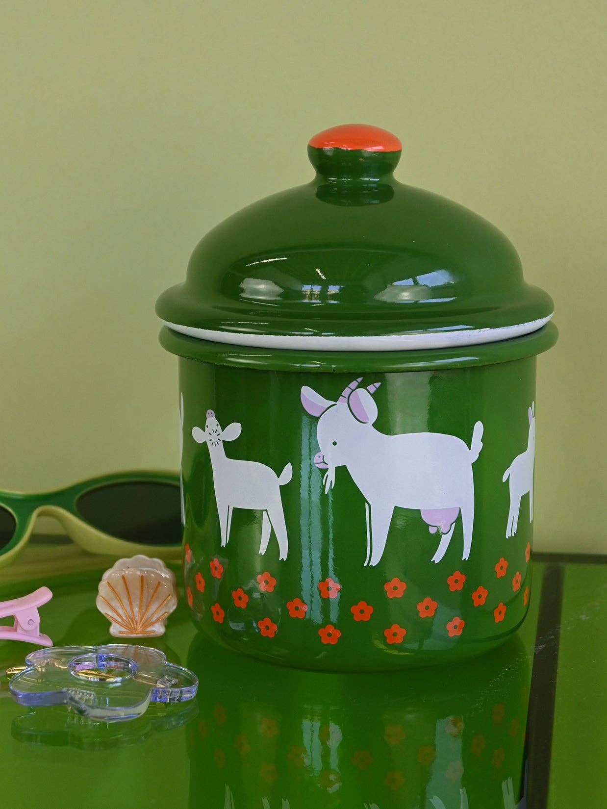 Natali Koromoto - Wholesale Food Storage Container - "GOAT" Enamel container6