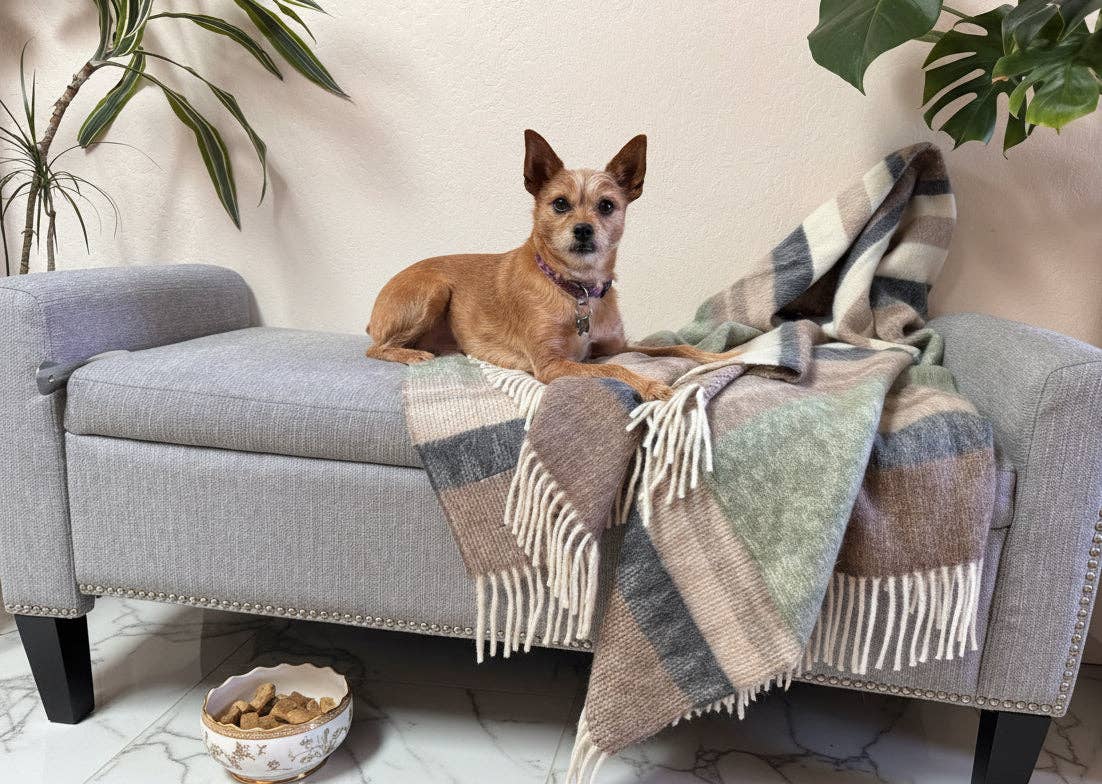 Lanart Alpaca - Wholesale Throw Blanket - Cherokee Throw - Parsley5