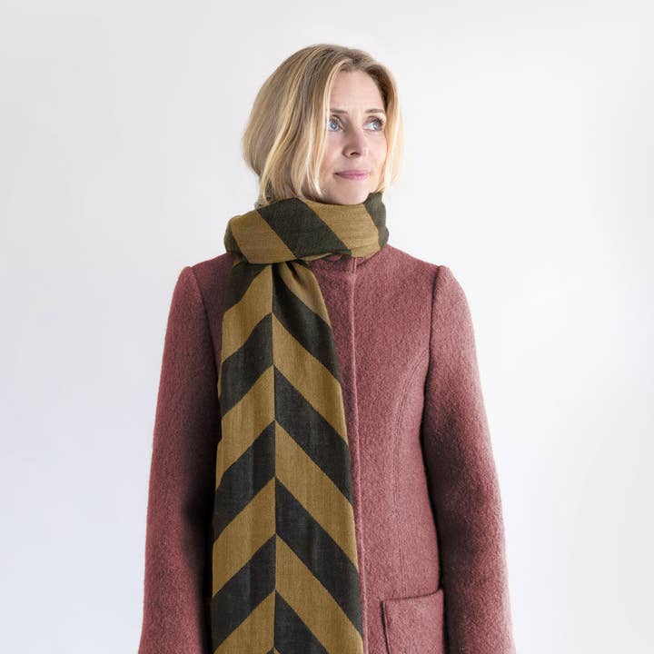 Djian - Wholesale Scarf - Women's - Scarf made of merino wool – BOLD STRIPES Jacquard0