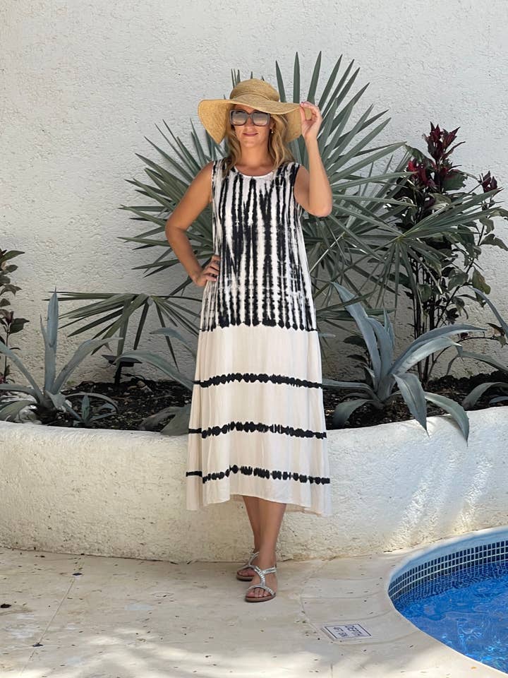 Kaftan Maxi One Size - Ærmeløs Sort og Hvid for engroshandel hos Ollie Burwell