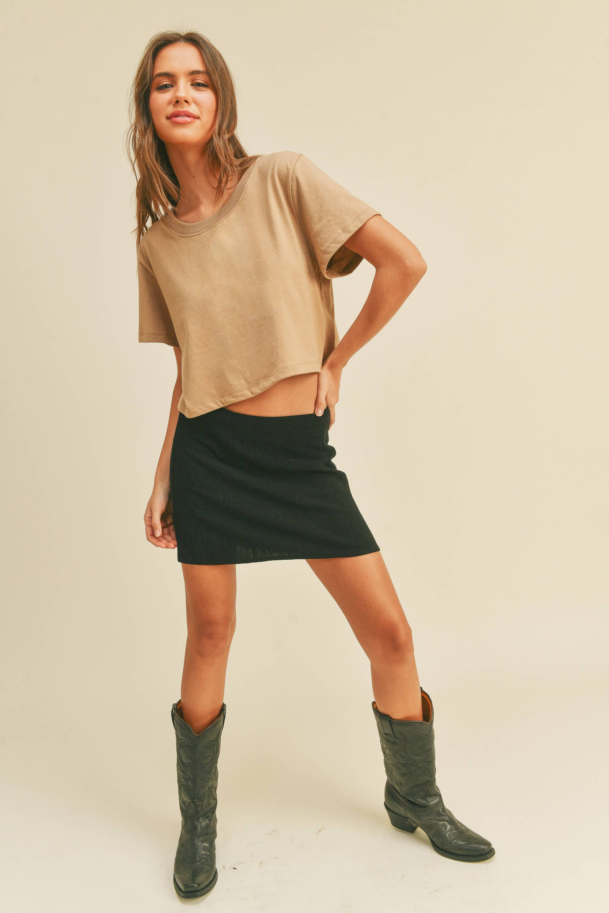 Honestee - Wholesale T-Shirt (Graphic) - Women's - Blank Short Cropped T-Shirt39