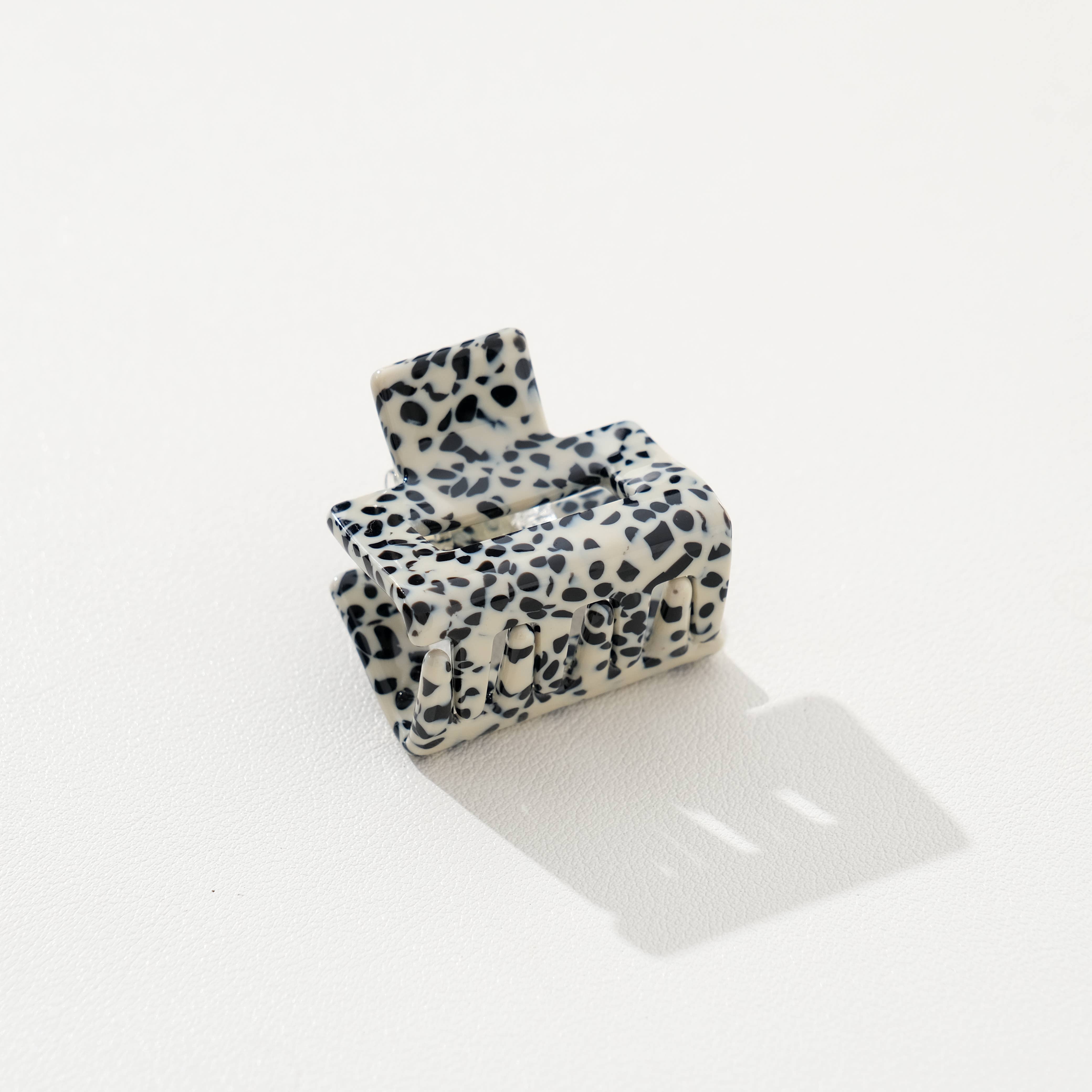 Assorted Simone Mini Core | Classic Mini Square Claw Clip for wholesale on Faire3