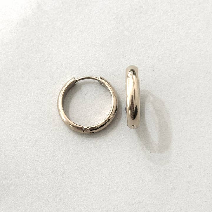 Cassette Barcelona - Wholesale Hoop Earrings - Bela Hoop Earrings6