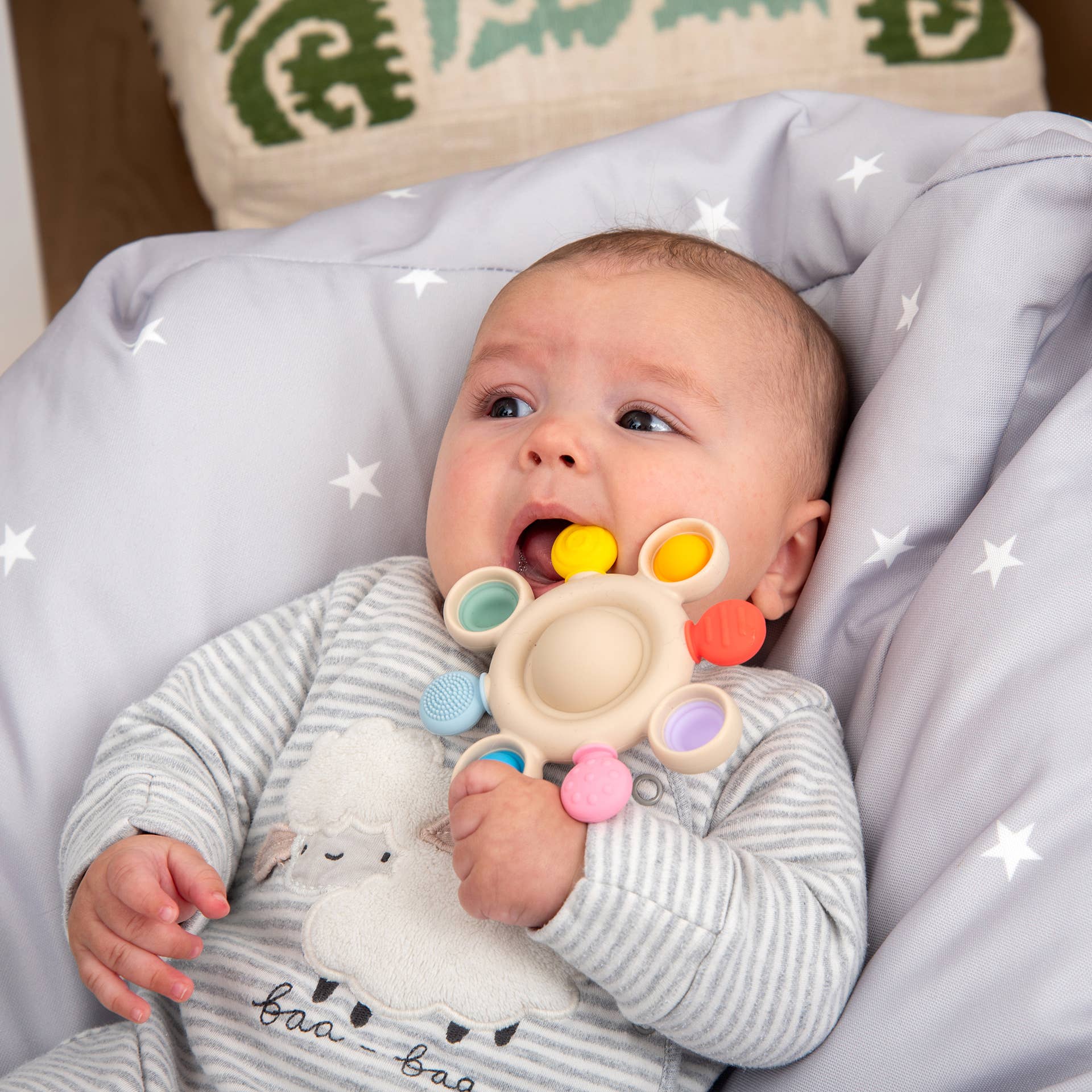 Commotion – wholesale Toy set – Kids – SiliSoft® Pop Teether (Rainbow)1