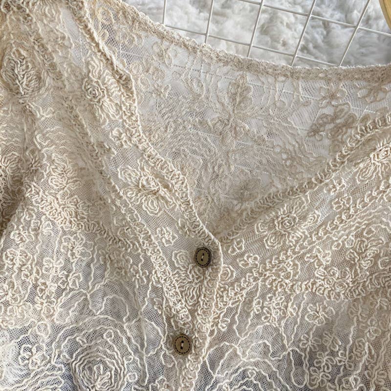 Hope & Sunshine – Cardigan - Mulher por atacado – Top de Renda com Recortes em Croché e Manga Comprida14