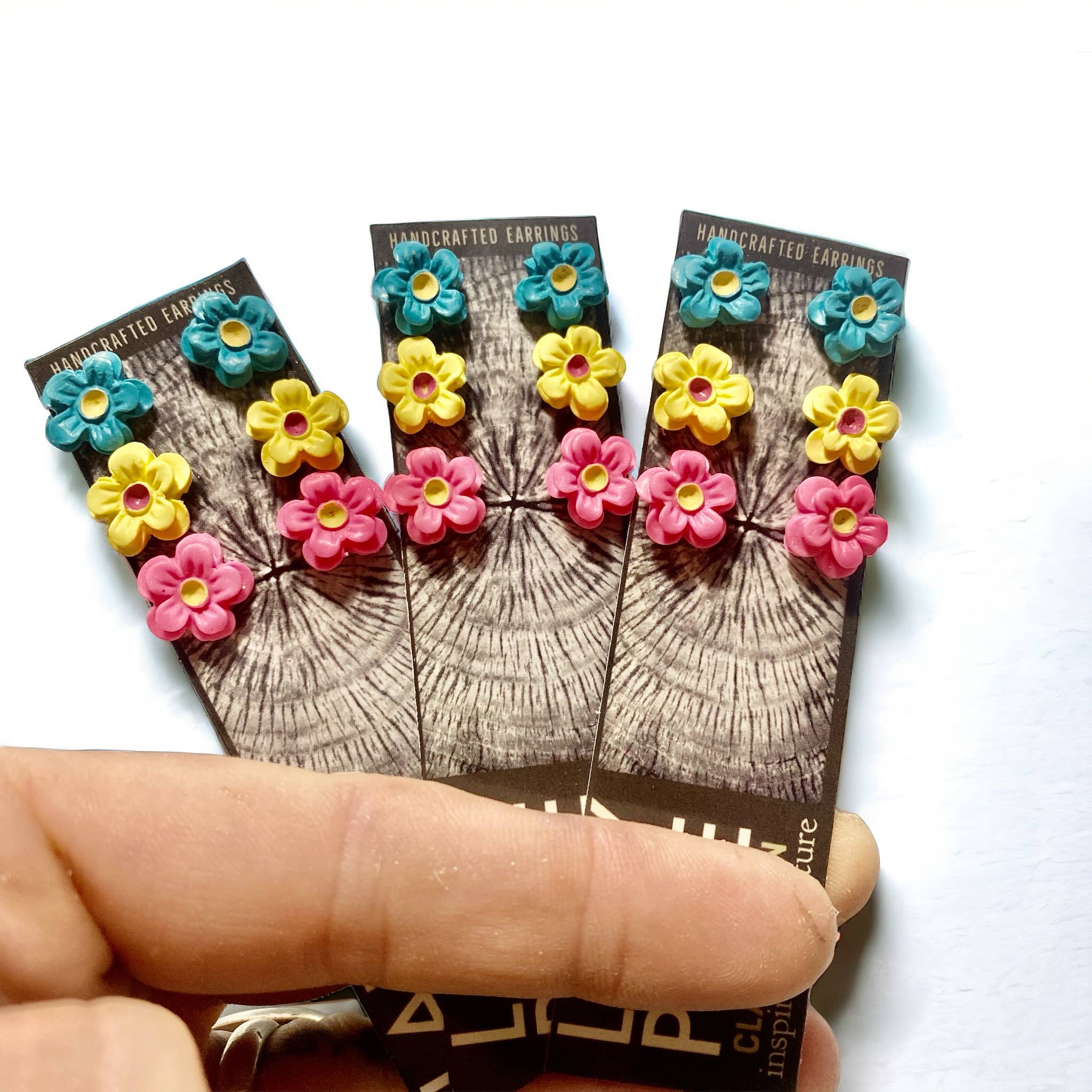 Lazy Pine Clay Design - Wholesale Jewelry Set - Multi Pack Handcrafted Flower Stud Set in PEEPS3