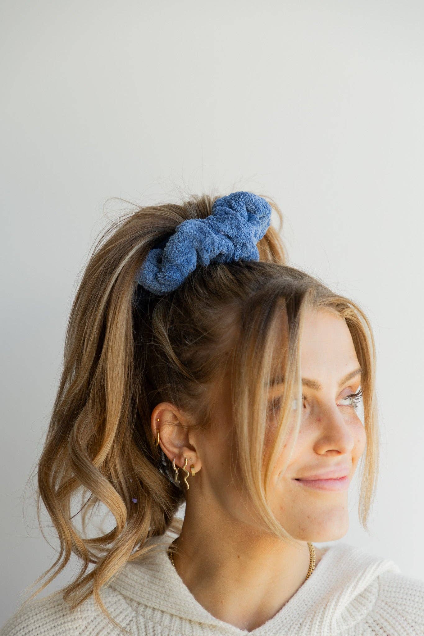 KAXI - Wholesale Scrunchie - Women's - OVERSIZED TOWEL SCRUNCHIES ( 18 COLORS )5