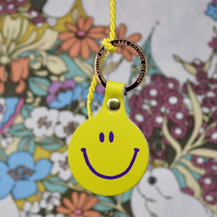 Ark Colour Design - Wholesale Keychain - Unisex - Feeling Lush Smilie Face Key Fob