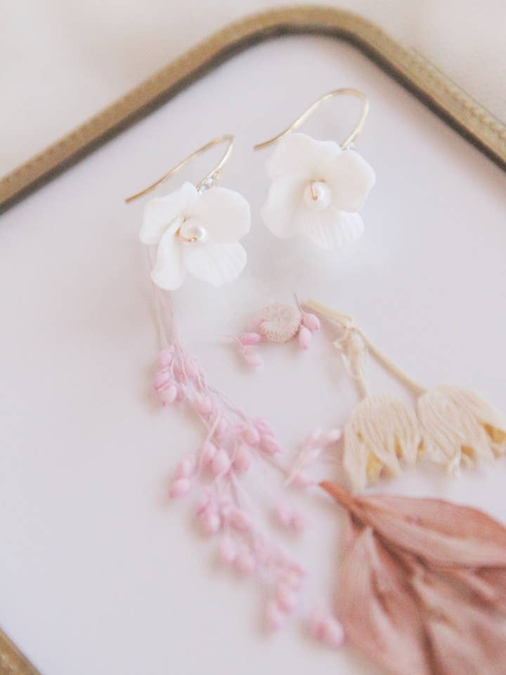 “Charlène” porcelain earrings - wedding jewelry for wholesale by Lily in love