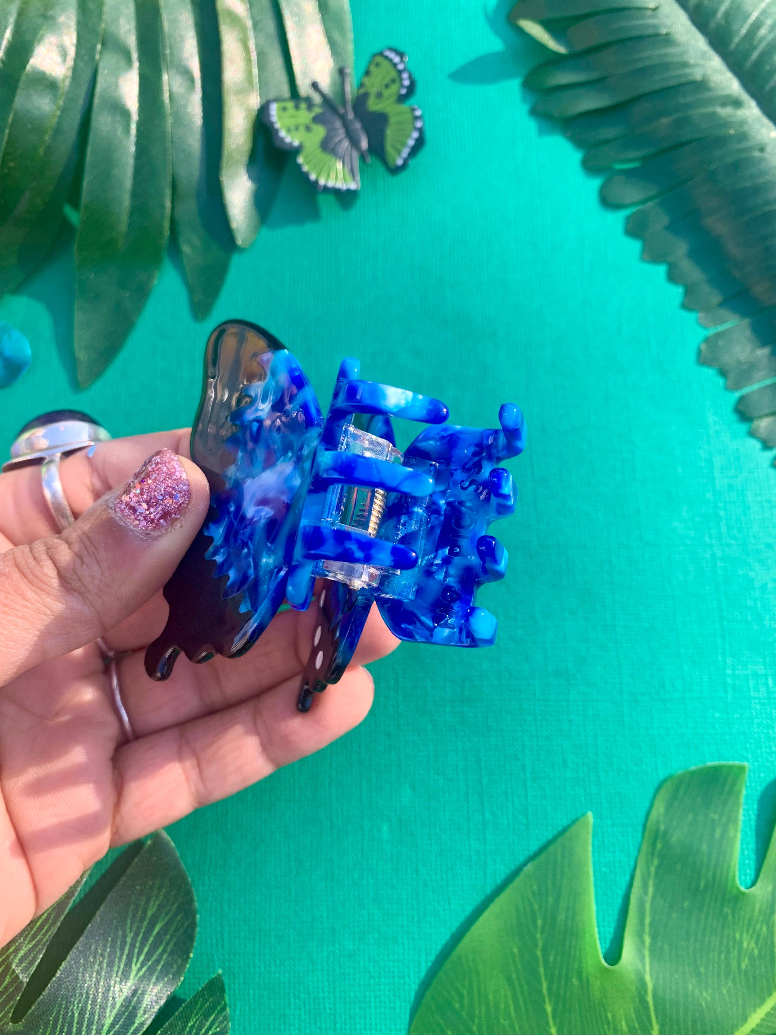 Not Picasso - Wholesale Hair Clip - Women's - Blue Morpho Hair Claw6